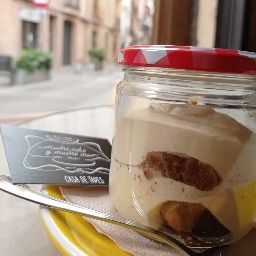 Carta de Bares en Barcelona, Mucho Cielo y Mucho Mar, Tiramisú casolà