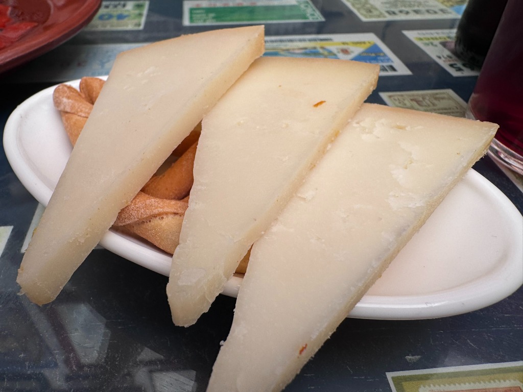 Menu of Bars in Cordova, Taberna La Fuenseca, Queso curado de oveja