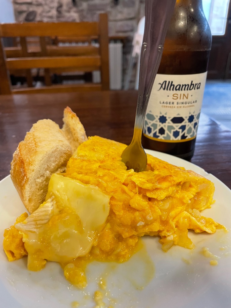 Carta de Bares en Santesteban, Bar MAYLIN, Tortilla de patata con queso de cabra