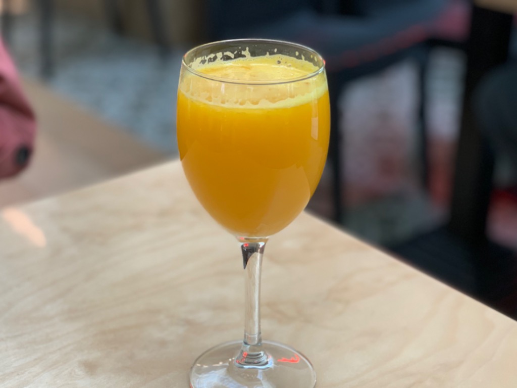 Menu of Bars in el Prat de Llobregat, Enrique Tomás, Zumo de naranja natural