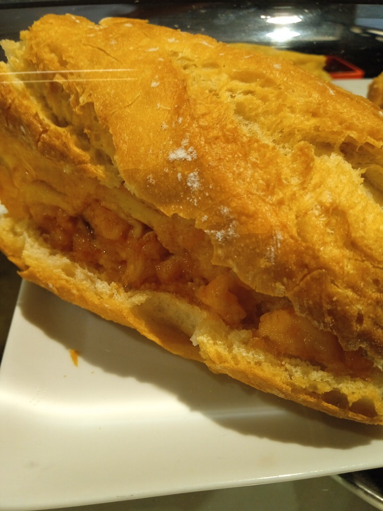 Carta de Bares en Pamplona, Vermutería RÍO, Pincho de tortilla de patatas con chorizo