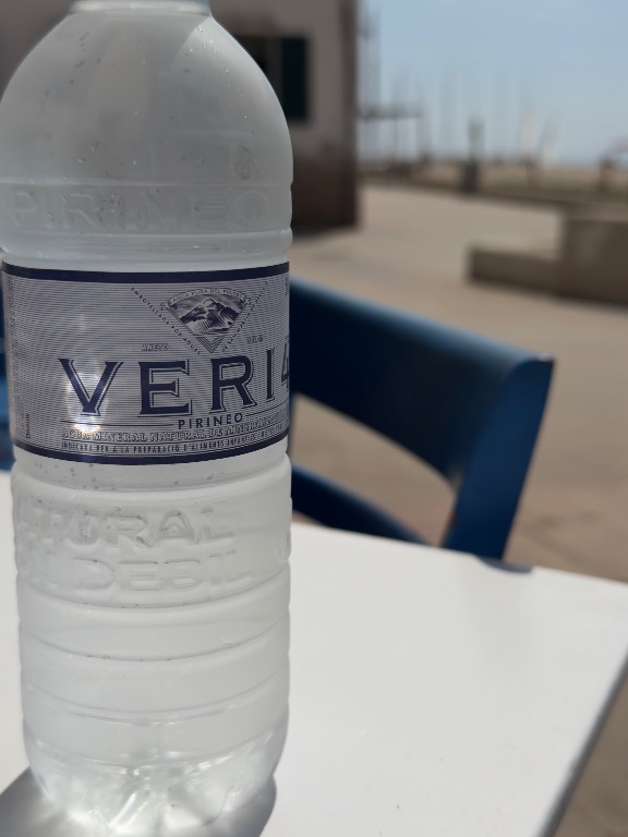 Valoración y opiniones de comida y bebida en Sant Salvador, Tama, Agua