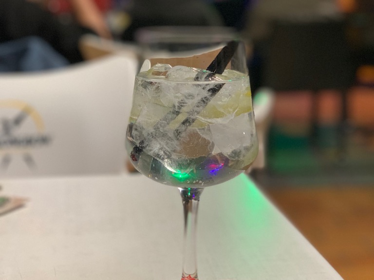 Carta de Bares en Santiago del Teide, The Blarney Stone, Gin tonic