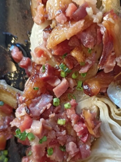 Carta de Bares en Sevilla, Típico barra de tapas, Magret de pato