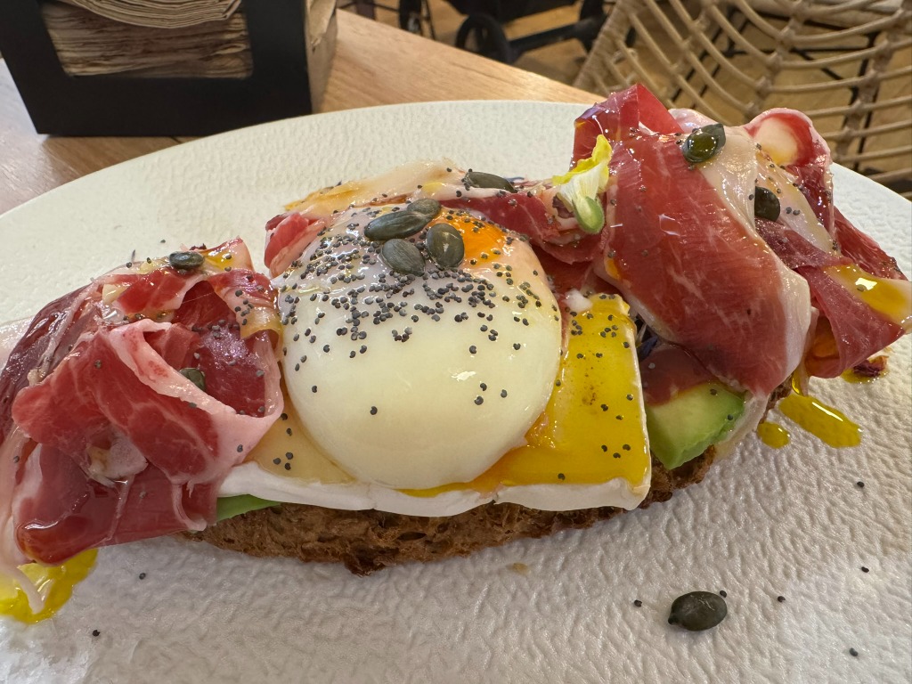 Carta de Bares en Vilassar del Mar, Coffee Ride Maresme, Maresme Toast