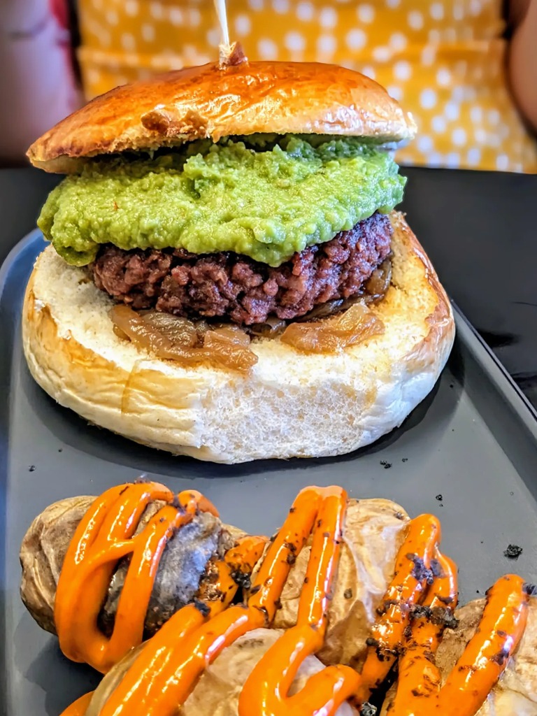 Carta de Bares en Zaragoza, MATISSE Riveracafe, Burger Veggie