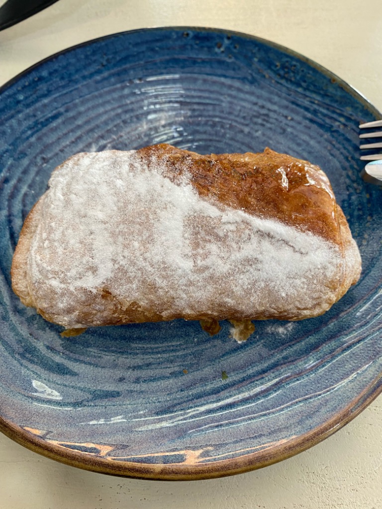 Carta de Cafeterías en Alcantarilla, La Rosconeria, Napolitana de crema