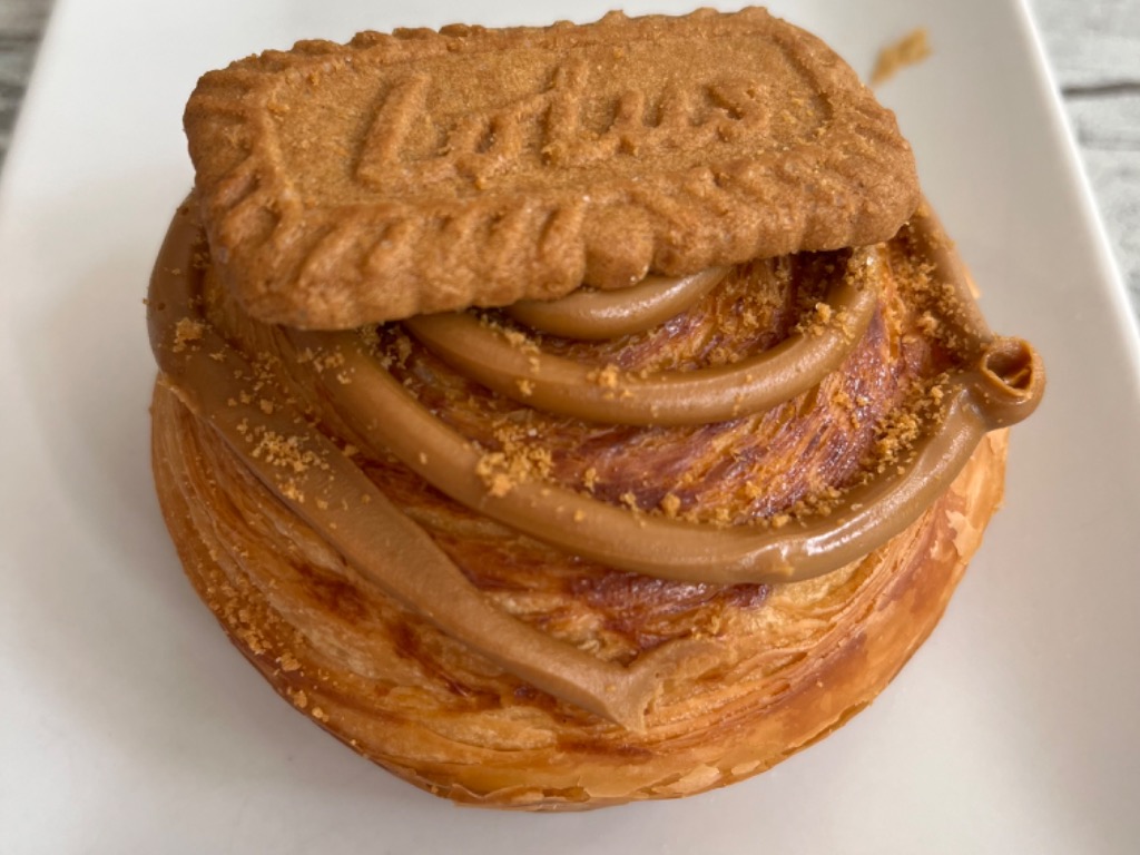 Carta de Cafeterías en Altea, Pastisseria Dolç, Cinammon lotus