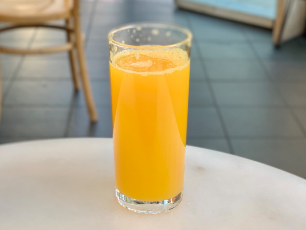 Carta de Cafeterías en Barcelona, 365, Zumo de naranja grande