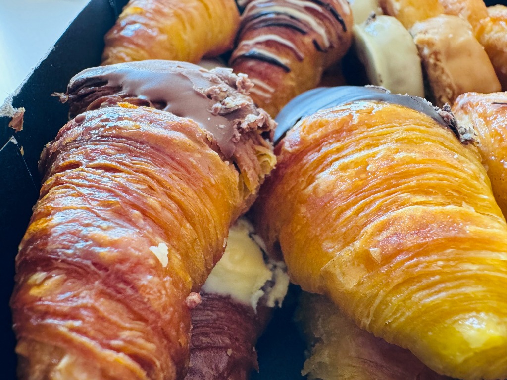 Carta de Cafeterías en Barcelona, Manolo Bakes, Caja Manolitos Dulces - 8 uds
