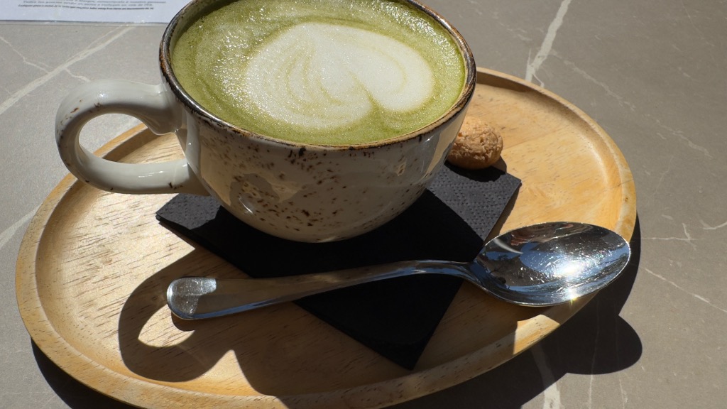 Valoración y opiniones de comida y bebida en Barcelona, Philosofia Cafe, Matcha latte