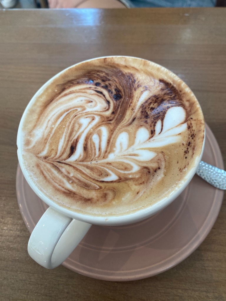 Carta de Cafeterías en Murcia, Detroit Murcia Hacienda “Más Que Desayunos”, Capuccino