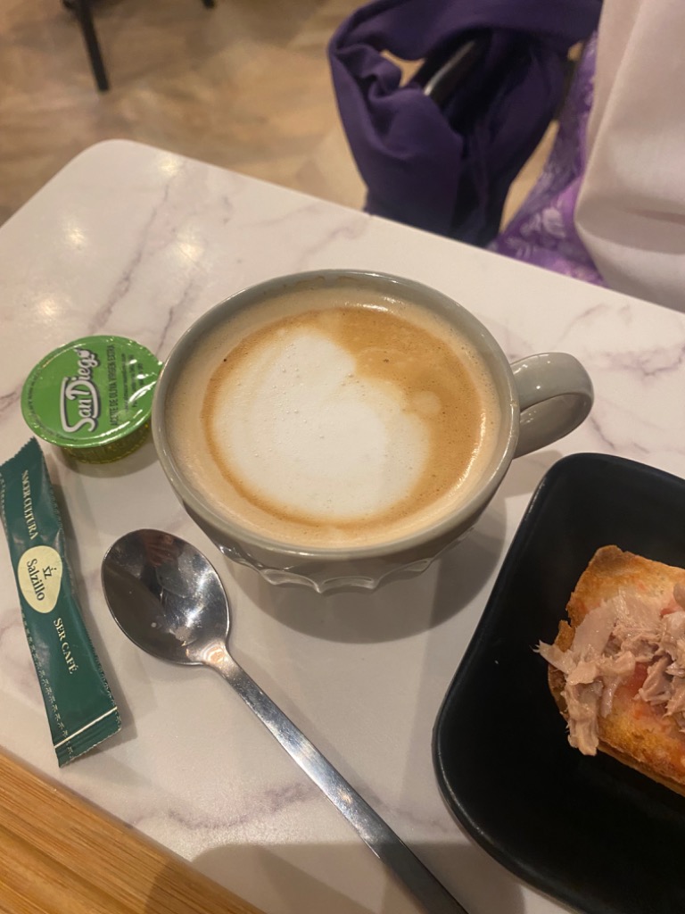 Menu of Coffee Shops in Murcia, Exxquisito Churrería, Café con leche