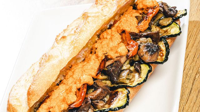 Carta de Cafeterías en Pamplona, Café Peregrino, Bocadillo vegano de vegetales asados