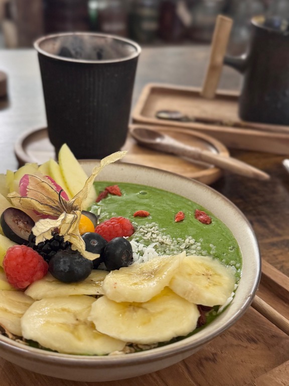 Carta de Cafeterías en Reus, HERBIVORE PLANT BASED & FERMENTED FOOD, Súper bowl