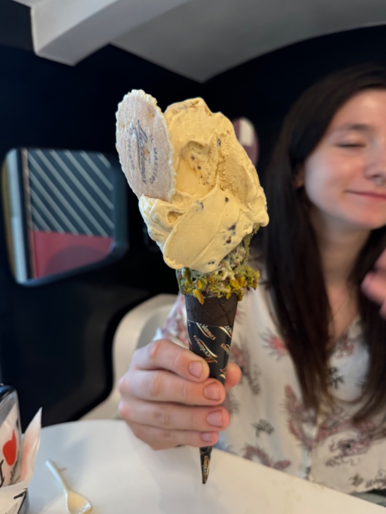 Carta de Cafeterías en Valencia, Lucciano's Valencia, Helado de caramelo y cacahuete