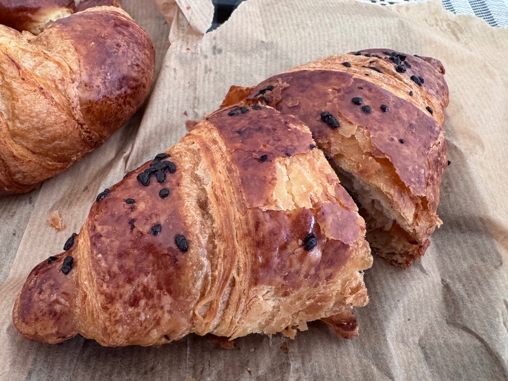 Recomendación gastronómica de Vilassar del Mar: Croissant de chocolate
