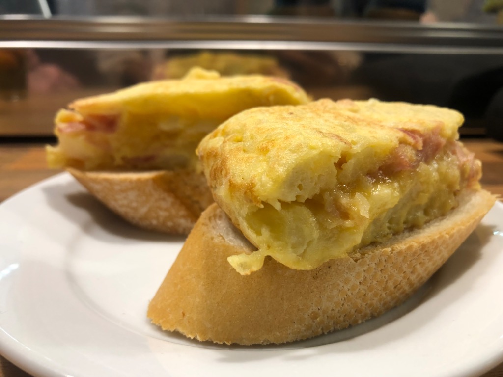 Menu of Beer Halls in Benidorm, Tortilleria de Benidorm, Tortilla de jamon y queso