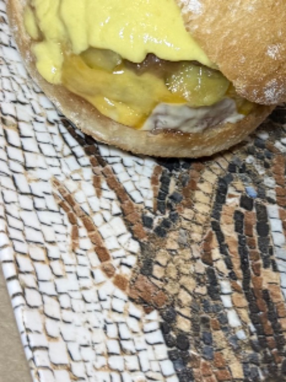 Valoración y opiniones de comida y bebida en Pamplona, Cervecería TX, Hamburguesa manguito