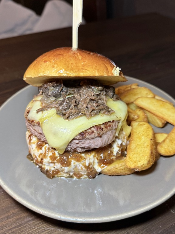 Valoración y opiniones de comida y bebida en Pamplona, Cervecería TX, Hamburguesa vecna
