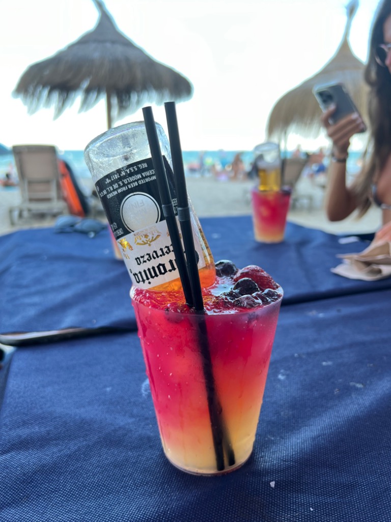 Carta de Restaurantes en La Manga del Mar Menor, A Tu Aire – Chiringuito, Coctel a tu aire