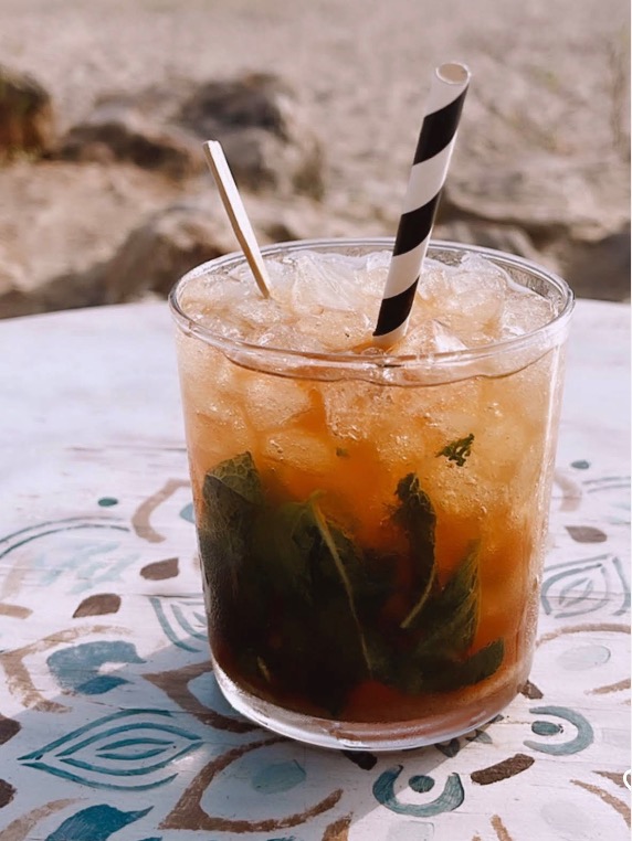 Carta de Chiringuitos en Roda de Berà, Punta Paloma Sun Beach Club, Mojito de fresa