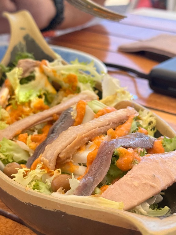 Valoración y opiniones de comida y bebida en Sitges, Acqua Beach, Xató de Sitges