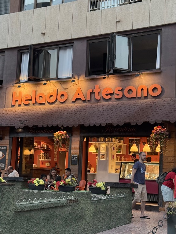 Valoración y opiniones de comida y bebida en Oropesa, Gelateria Fiorentina, Gelateria Fiorentina