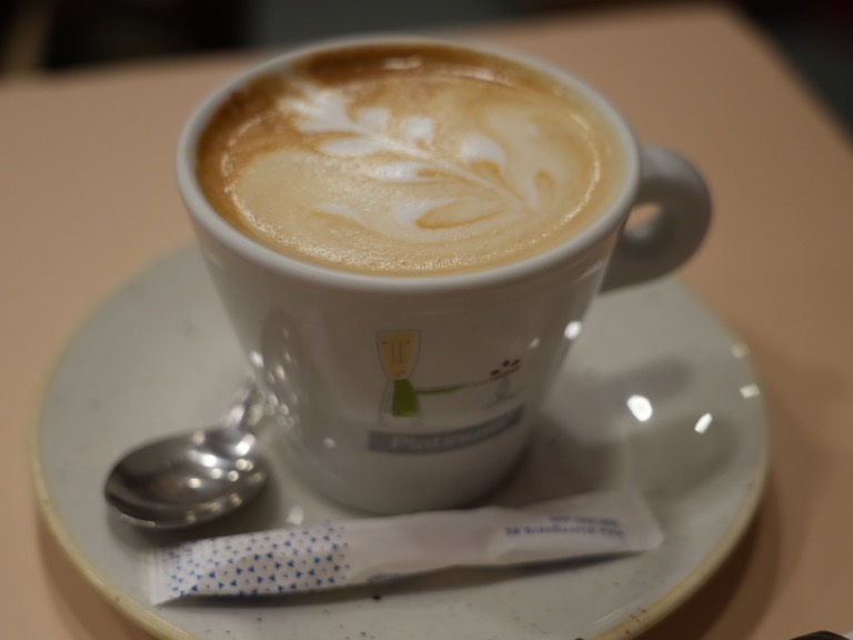 Menu of Cake Shops in Benasque, Pastelería Fabres, Café con leche