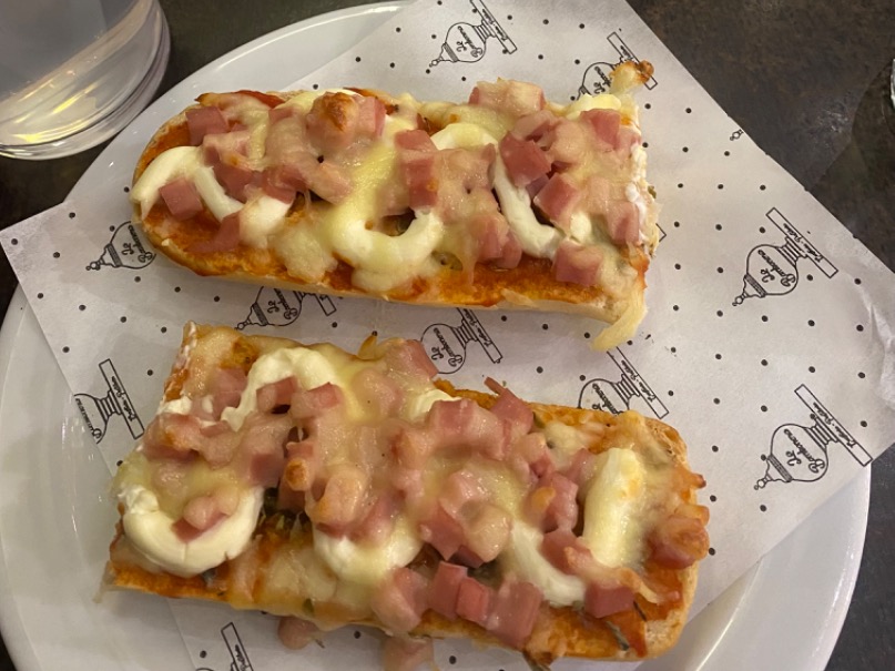 Carta de Pastelerías en Murcia, Confiteria Pasteleria La bombonera / Ceuti, Pan pizza