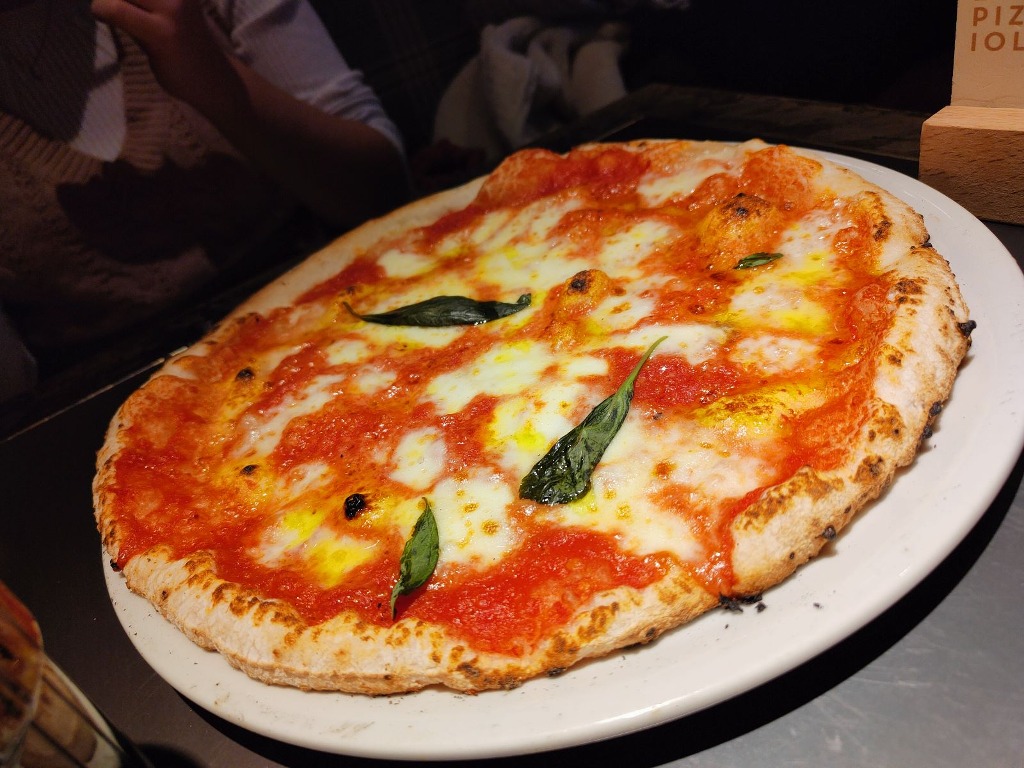 Carta de Pizzerías en Madrid, Grosso Napoletano, Pizza Margarita