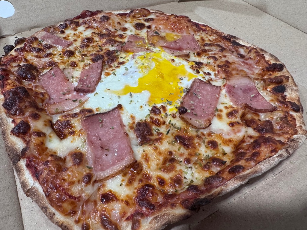 Carta de Pizzerías en Vilassar del Mar, Carpi Pizza Vilassar de Mar, Piamontesa (pequeña)