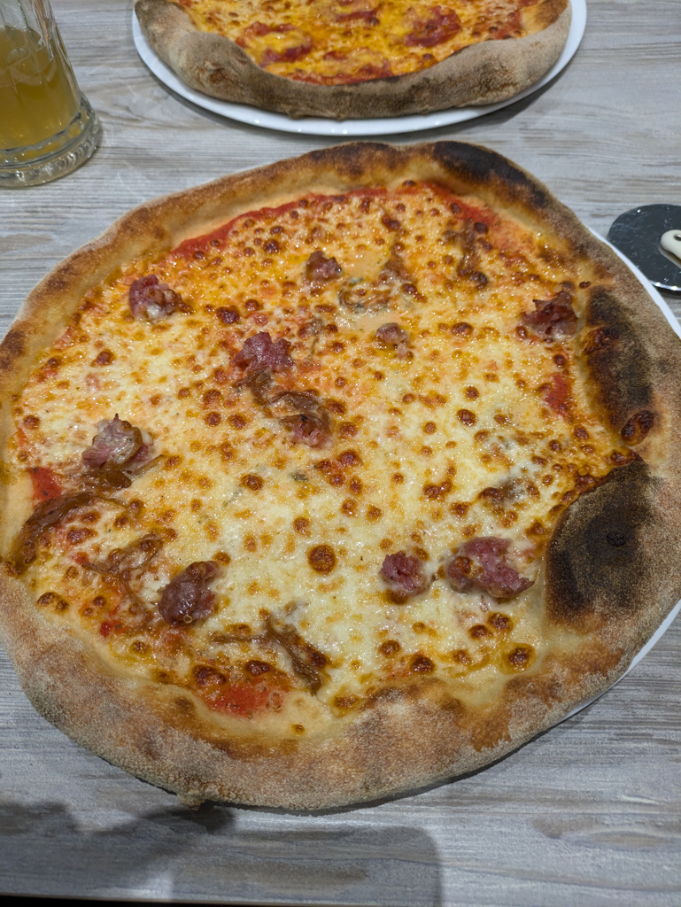 Carta de Pizzerías en Zaragoza, Luca Street Food Pizza, Rustica