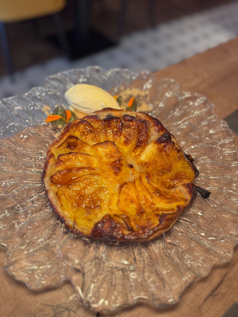 Recomendación gastronómica de Albires: Tarta tatin de manzana