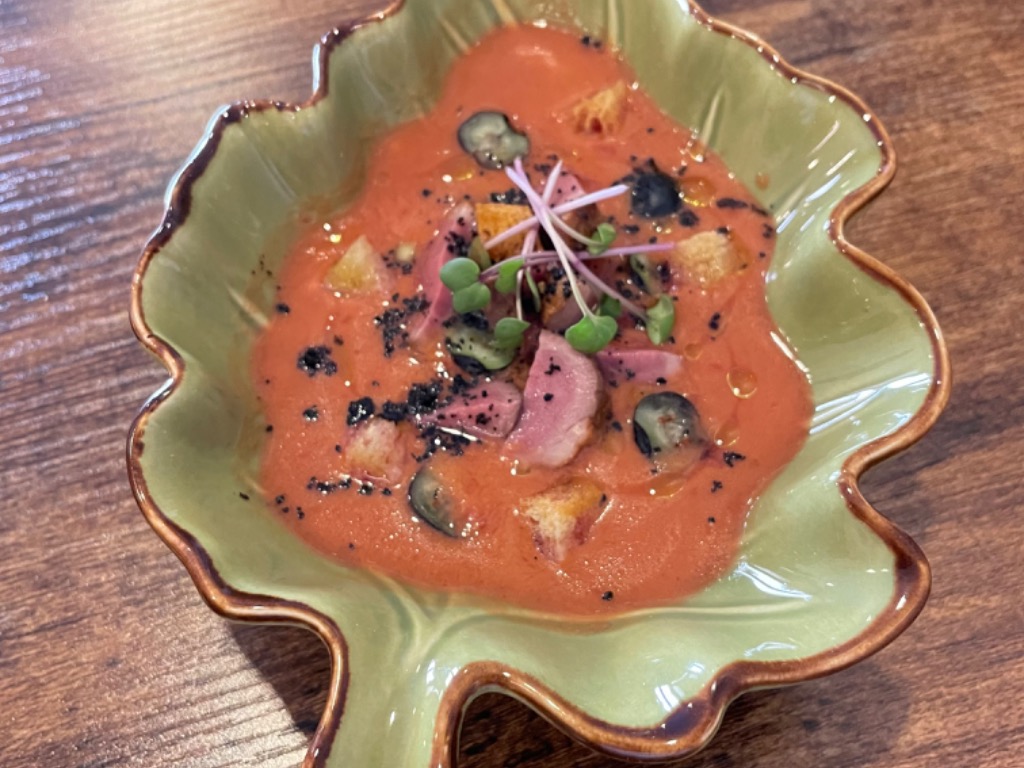 Carta de Restaurantes en Alicante, Apyrita Restaurante, Gazpacho de frutos rojos con pato