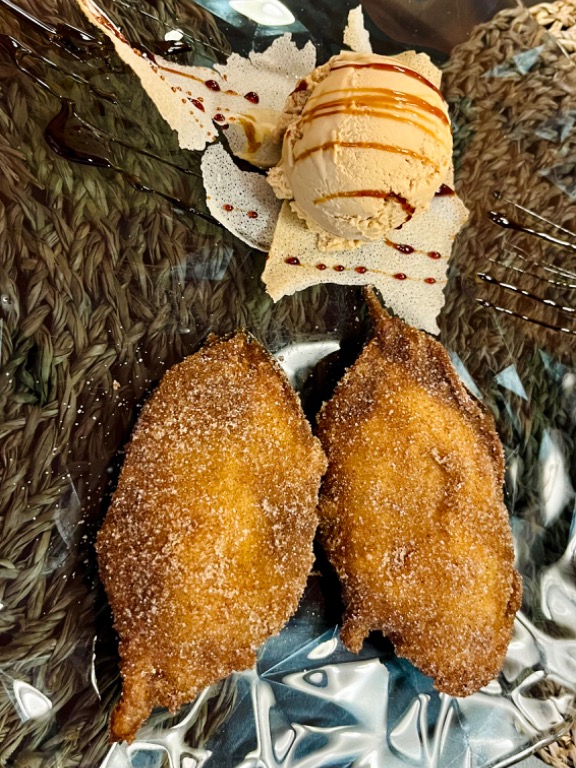 Carta de Restaurantes en Alicante, Bailén 17, Paparajotes murcianos con helado de turrón
