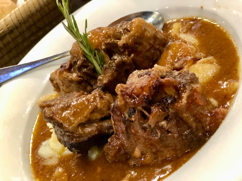 Carta de Restaurantes en Alicante, Cervecería Max, Rabo de toro