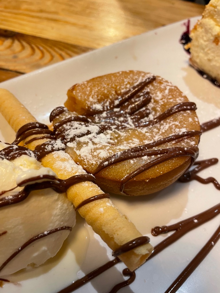 Menu of Restaurants in Alicante, Chico Calla | C/ San Francisco, Coulant de turrón y helado de vainilla