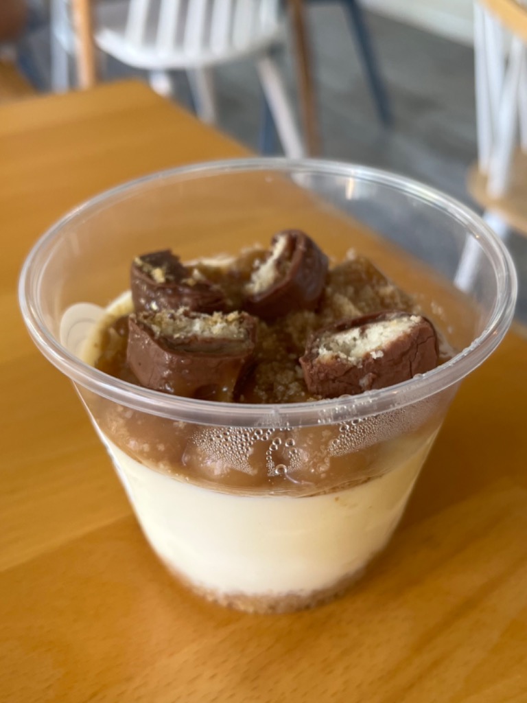 Carta de Cafeterías en Alicante, Dulce Affaire, Tarta de queso con Twix