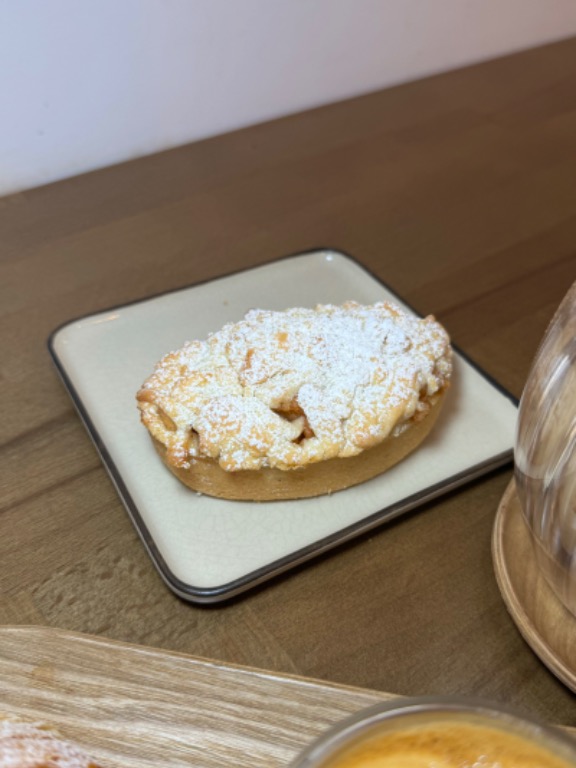 Carta de Cafeterías en Alicante, Point Bianco Caffe, Pasticcioto de manzana
