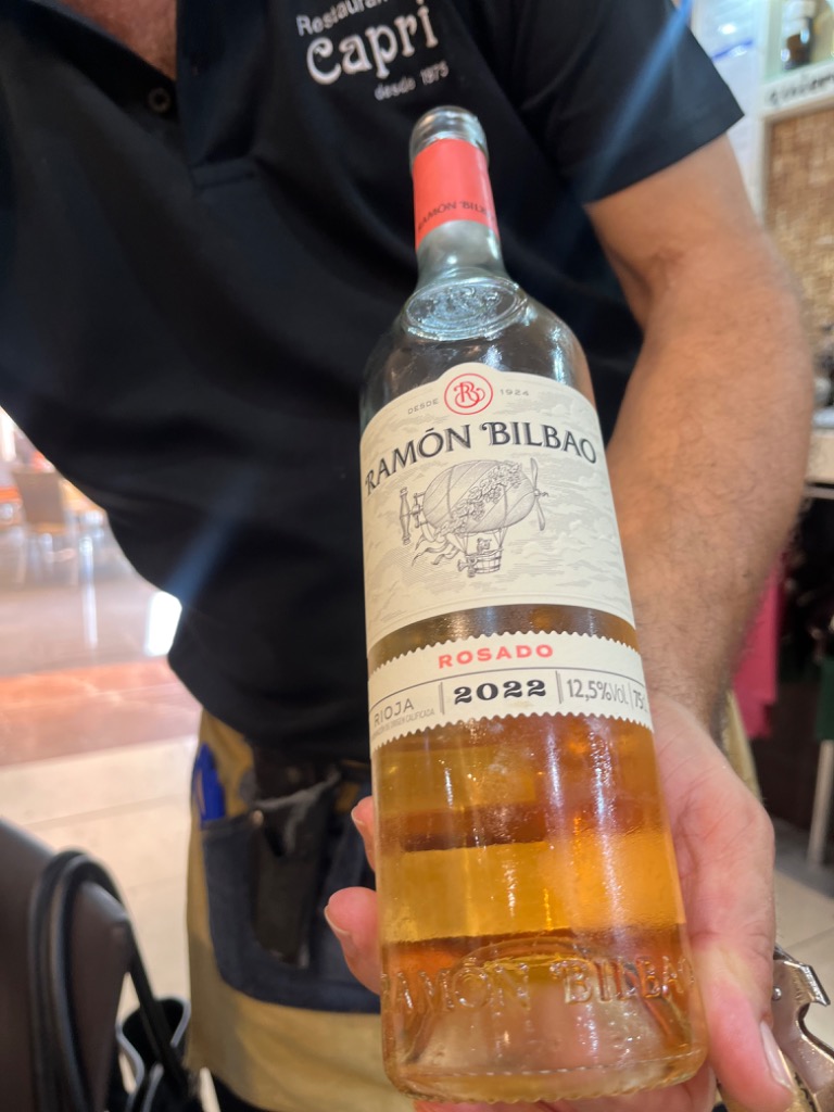 Carta de Restaurantes en Alicante, Restaurante Capri, Vino ramon bilbao rosado