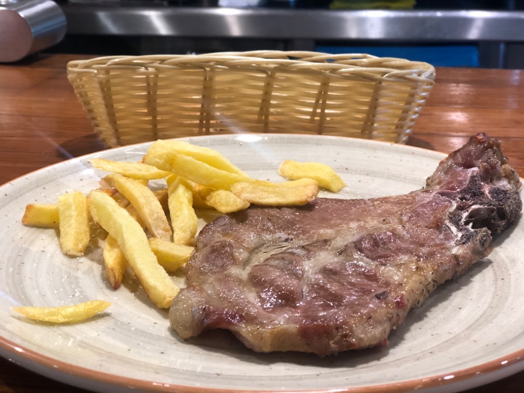 Carta de Restaurantes en Alicante, Restaurante La Matanza Castellana, Cabecero