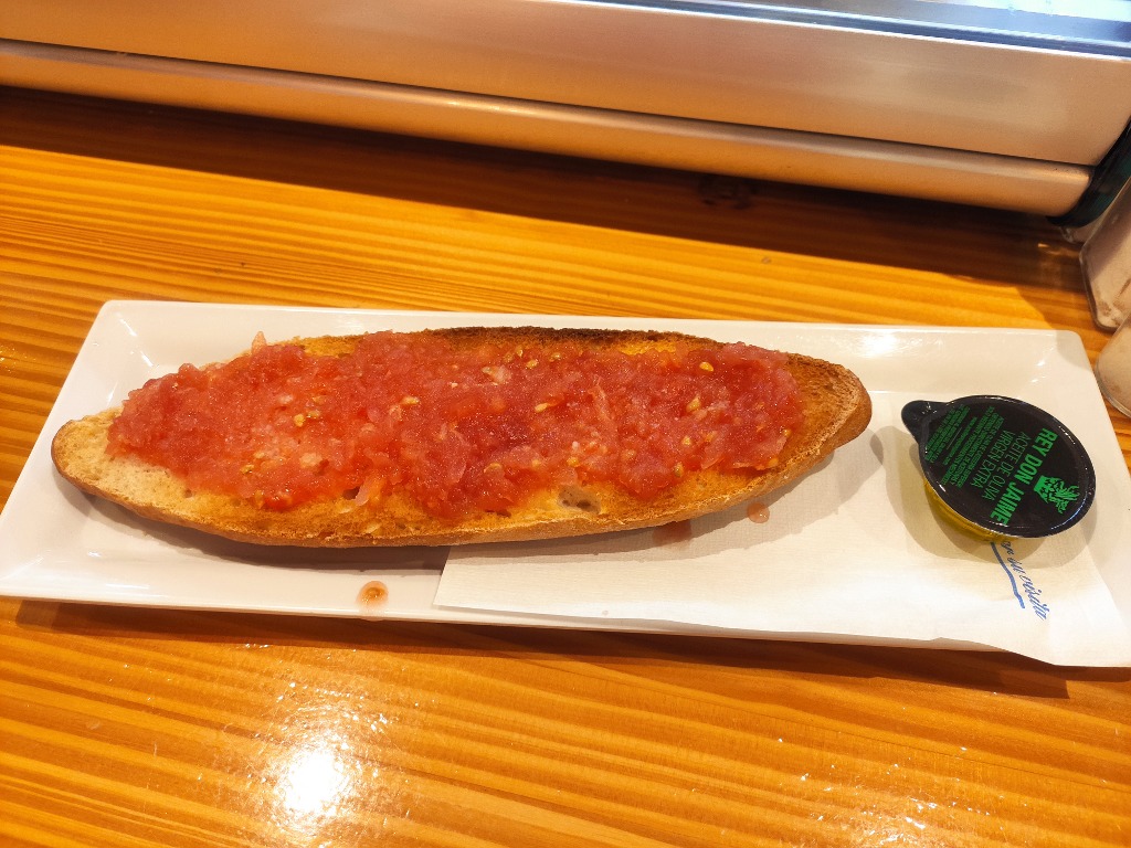 Carta de Restaurantes en Alicante, Taberna Las Cepas, Tostada de aceite y tomate