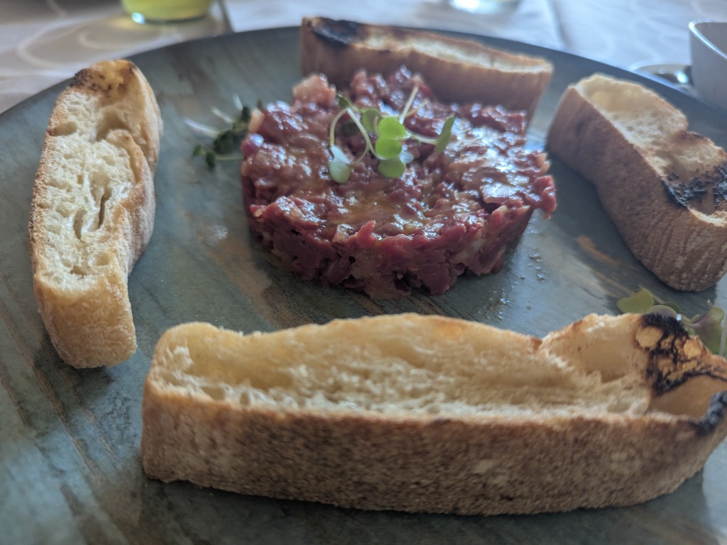 Carta de Restaurantes en Almansa, Restaurante Los Cuchillos, Steak tartar de solomillo