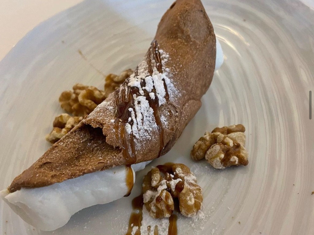 Carta de Restaurantes en Altea la Vella, il Giardino Nova Bussola, Cannolo Siciliano