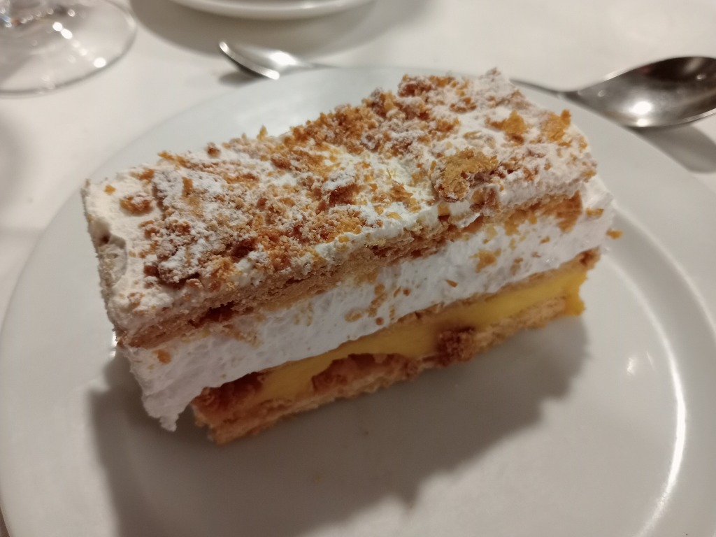 Carta de Restaurantes en Andosilla, hotel villa de Andosilla, Tarta mil hojas