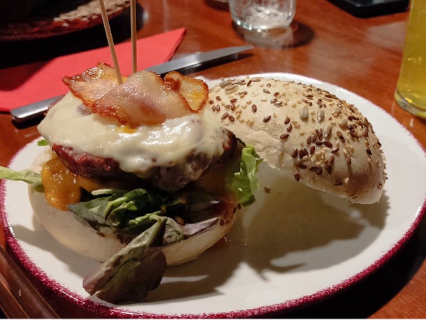 Carta de Restaurantes en Ansoáin, Restaurante El Bulldog de Petus, Hamburguesas