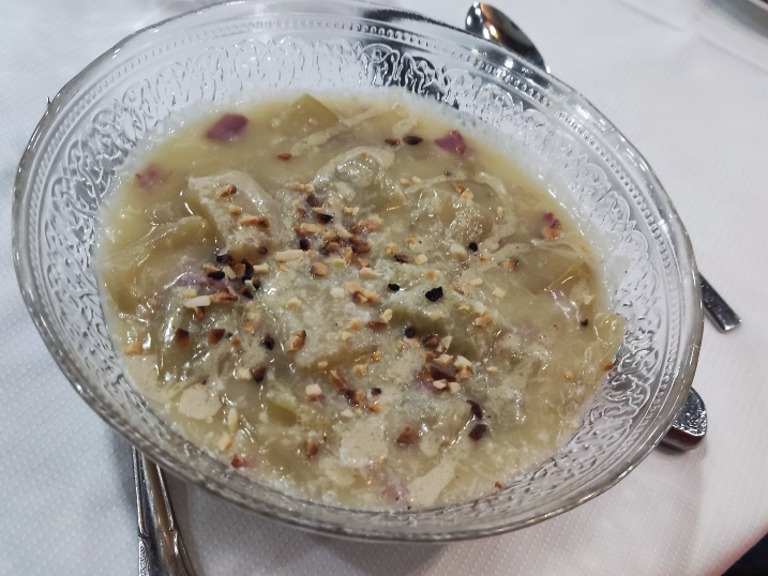 Gastronomy recommendation in Aoiz: Cardo con crema de foie y parmesano