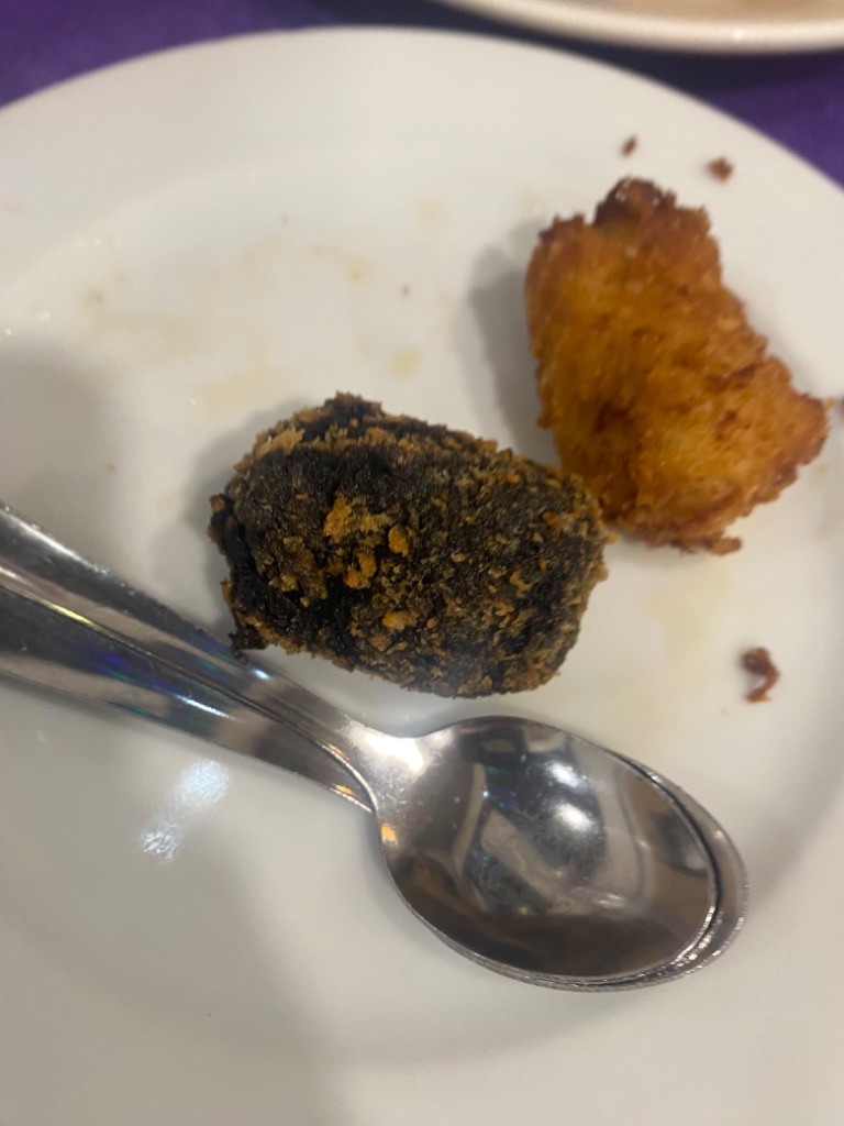 Review and opinions of food and drinks in Archena, Bar El Carril, Croqueta de calamar