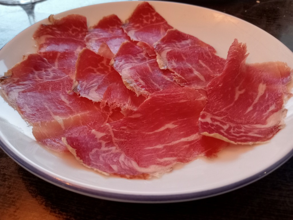 Carta de Restaurantes en Ávila, La Bodeguita de San Segundo, Cecina de León